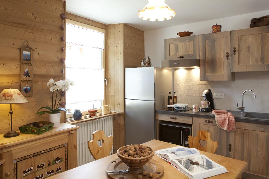 Appartement Zian Justine Lullin エクステリア 写真